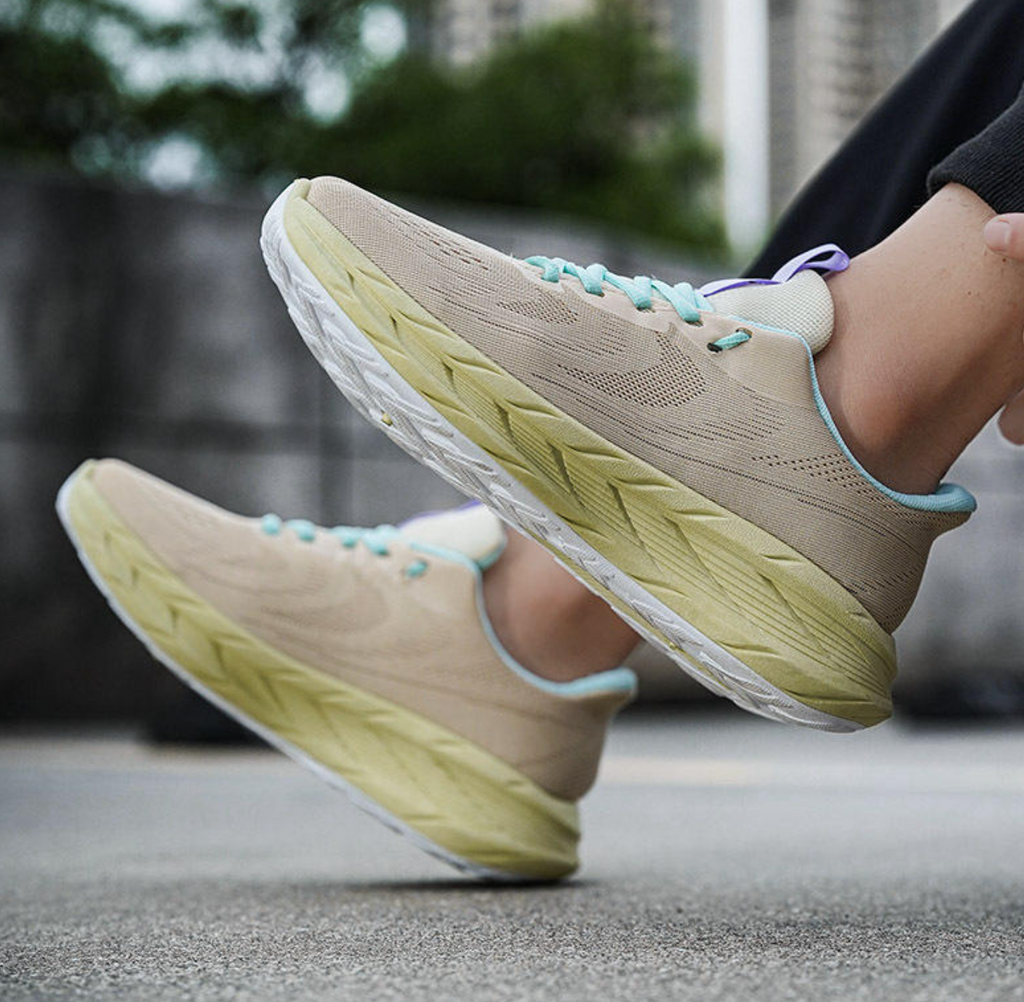 Men’s Trendy Versatile Sneakers